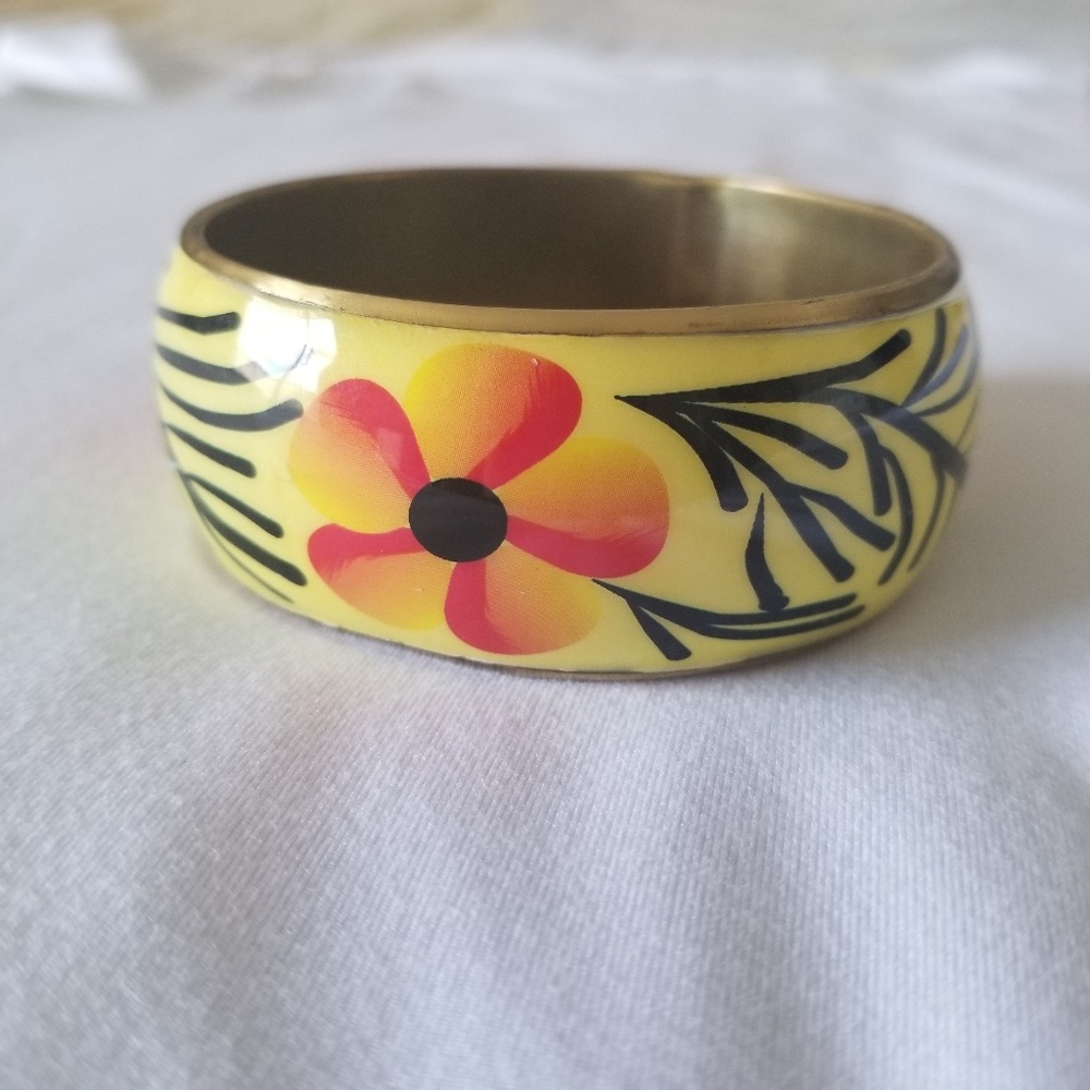Floral Bangle Bracelet